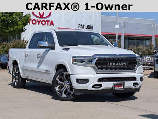 Bright White Clearcoat 2022 RAM 1500 Limited