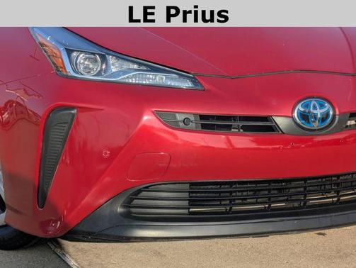 2022 Toyota Prius LE