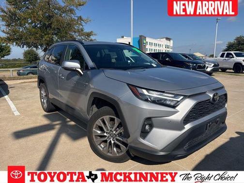 2023 Toyota RAV4 XLE Premium