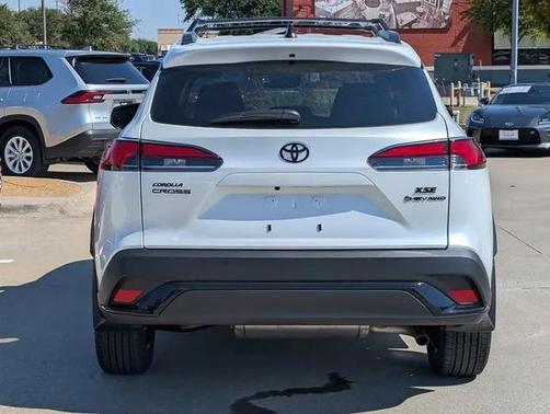 2026 Toyota Corolla Hybrid SE