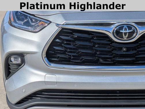 2024 Toyota Highlander Platinum