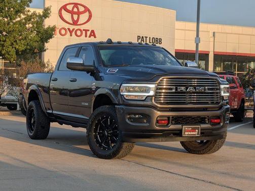 2021 RAM 3500 Laramie Crew Cab 4x4 6'4' Box