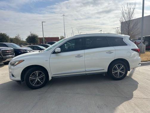 2016 INFINITI QX60 Base