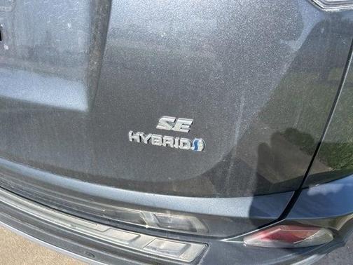 2018 Toyota RAV4 Hybrid SE
