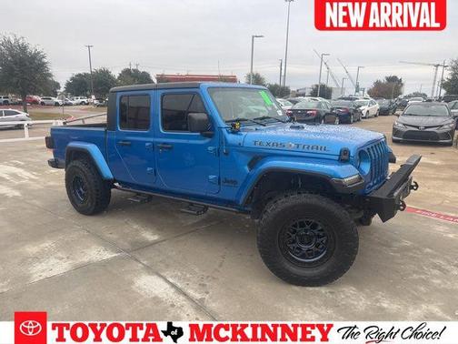 2022 Jeep Gladiator Sport