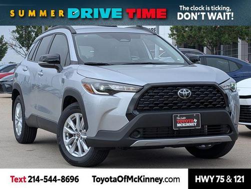 2025 Toyota Corolla Cross LE