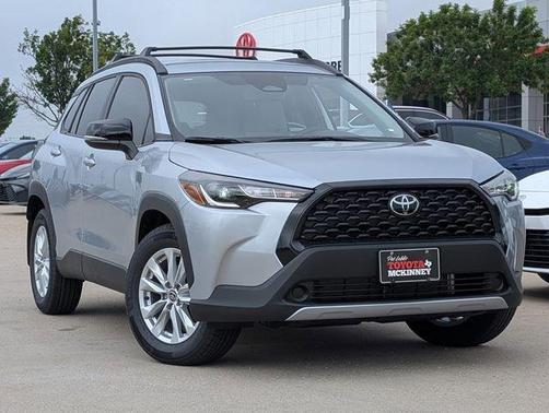 2025 Toyota Corolla Cross LE