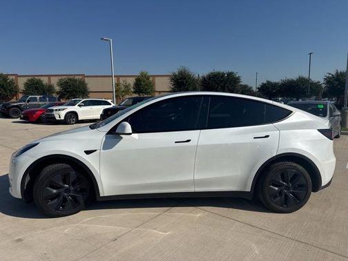 2024 Tesla Model Y Long Range Dual Motor All-Wheel Drive