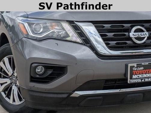 2019 Nissan Pathfinder SV