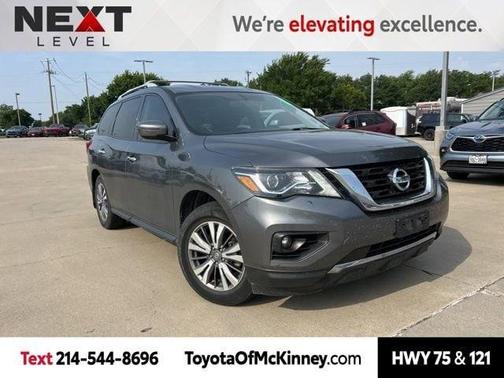 2019 Nissan Pathfinder SV
