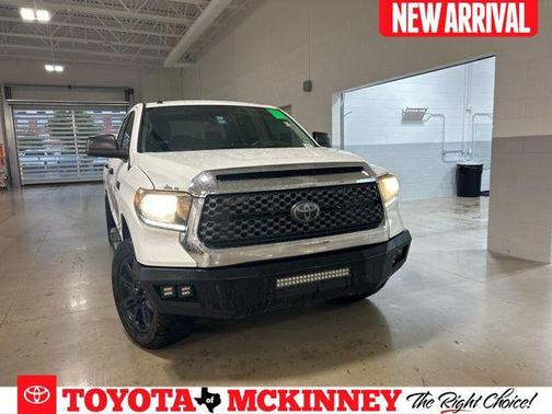 2018 Toyota Tundra SR5