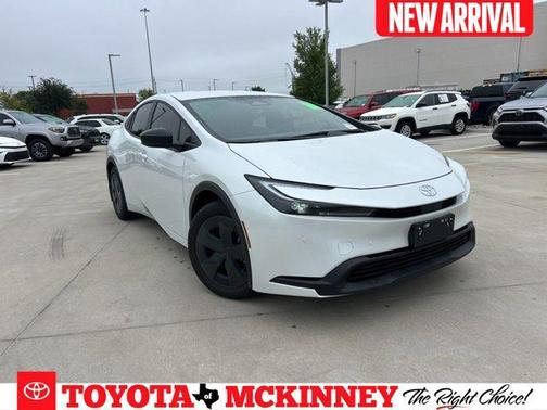 Wind Chill Pearl 2026 Toyota Prius LE