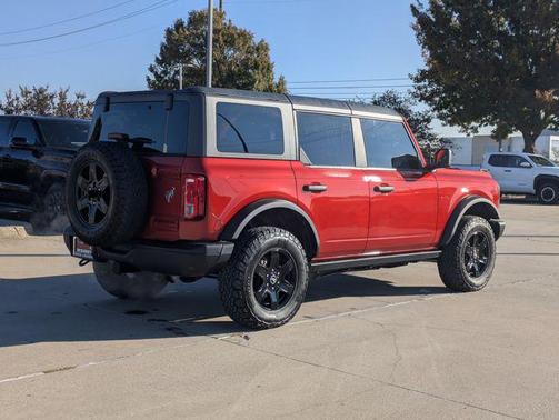 2023 Ford Bronco Black Diamond