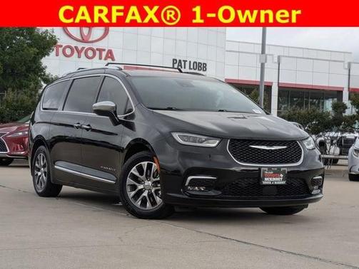 2022 Chrysler Pacifica Hybrid Pinnacle