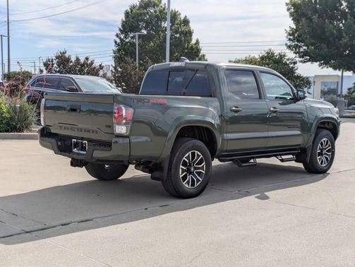 2022 Toyota Tacoma TRD Sport