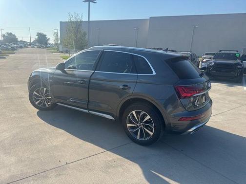 2023 Audi Q5 45 S line Premium Plus