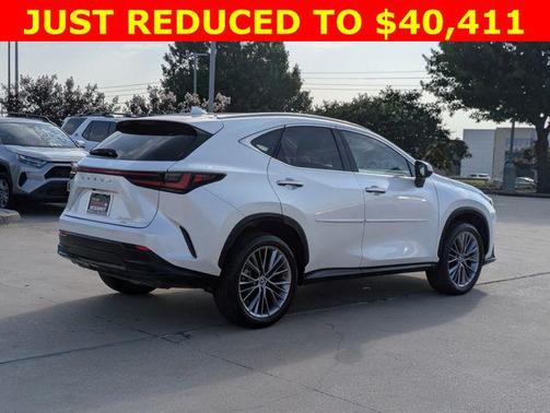 2022 Lexus NX 350h Premium