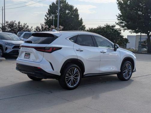 2022 Lexus NX 350h Premium