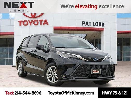 2022 Toyota Sienna XSE 7 Passenger