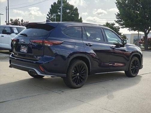 2024 Toyota Highlander XSE