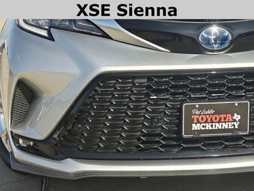 2021 Toyota Sienna XSE 7 Passenger