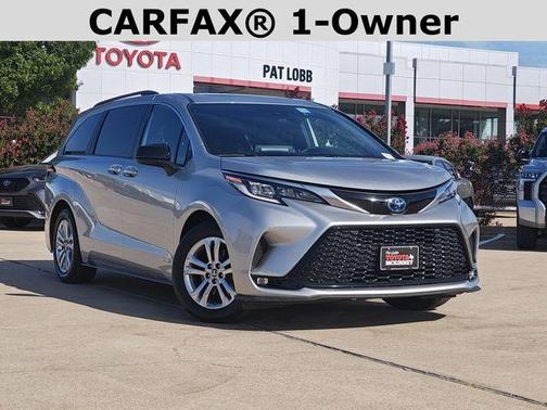 2021 Toyota Sienna XSE 7 Passenger