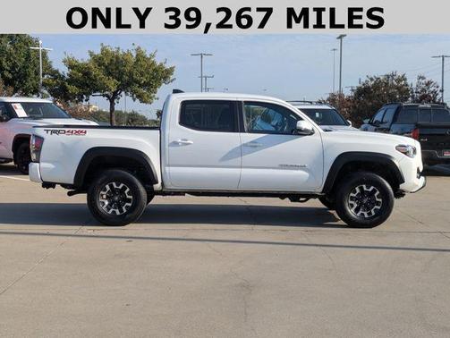 2023 Toyota Tacoma TRD Off Road