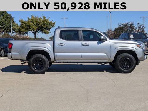2019 Toyota Tacoma SR