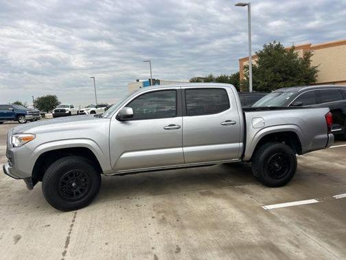 2019 Toyota Tacoma SR