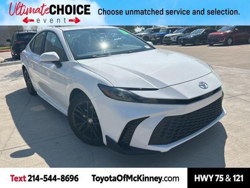 2025 Toyota Camry SE