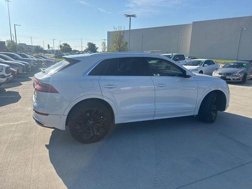 2019 Audi Q8 3.0T Premium Plus