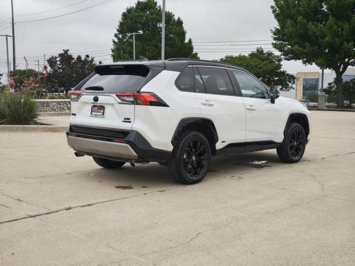 2023 Toyota RAV4 Hybrid XSE