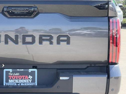 2025 Toyota Tundra Platinum