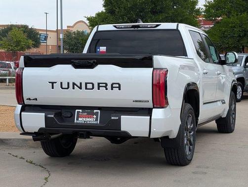 2025 Toyota Tundra Hybrid Platinum