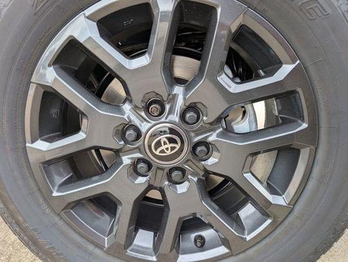 2025 Toyota Tundra Hybrid Platinum