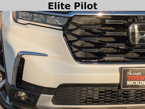 2023 Honda Pilot AWD Elite