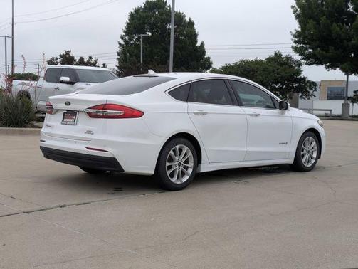 2019 Ford Fusion Hybrid SEL