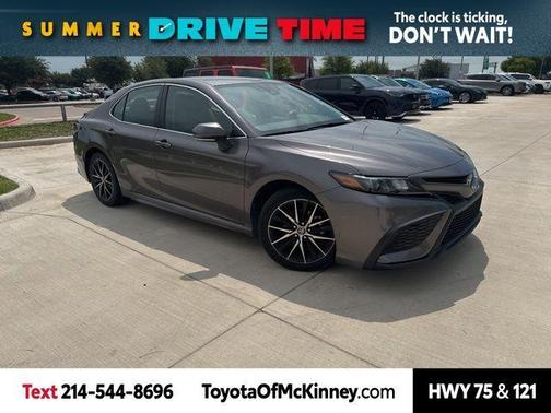 2023 Toyota Camry SE