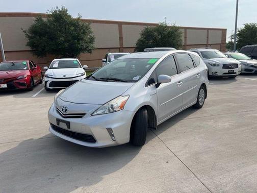 2013 Toyota Prius v Three