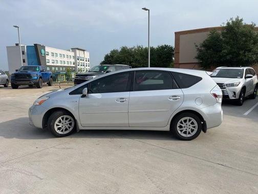 2013 Toyota Prius v Three