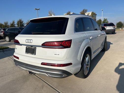2021 Audi Q7 55 Premium Plus