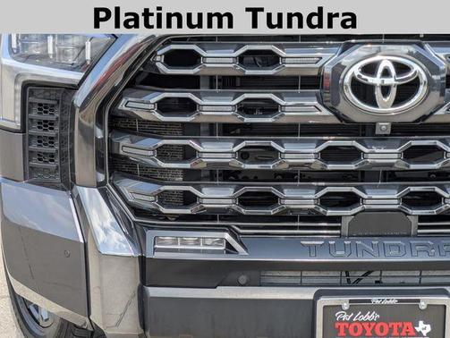 2022 Toyota Tundra Platinum