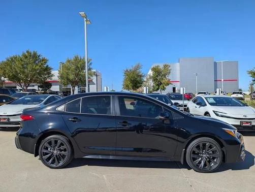 2026 Toyota Corolla Hybrid SE