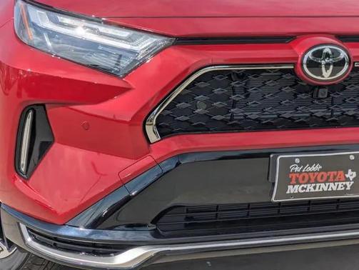 2025 Toyota RAV4 Hybrid SE