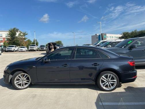 2017 Audi A4 Season of Audi ultra Premium