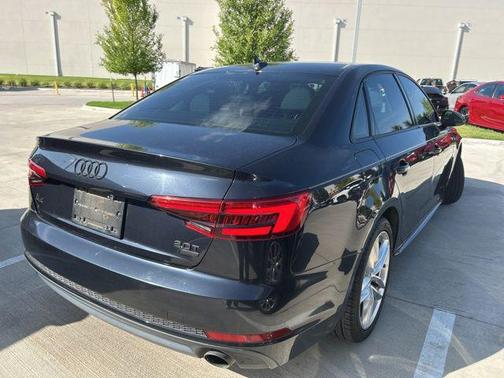 2017 Audi A4 Season of Audi ultra Premium