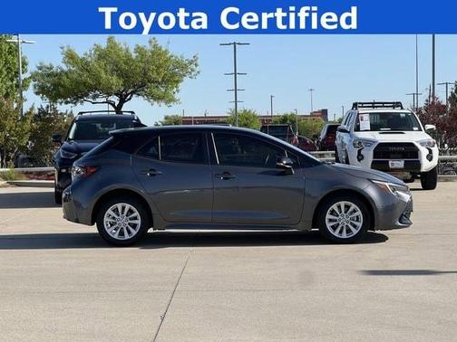 2023 Toyota Corolla Hatchback SE