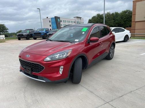 2020 Ford Escape SEL