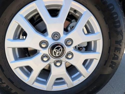 2025 Toyota Tacoma SR