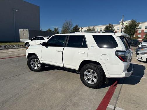 2020 Toyota 4Runner SR5